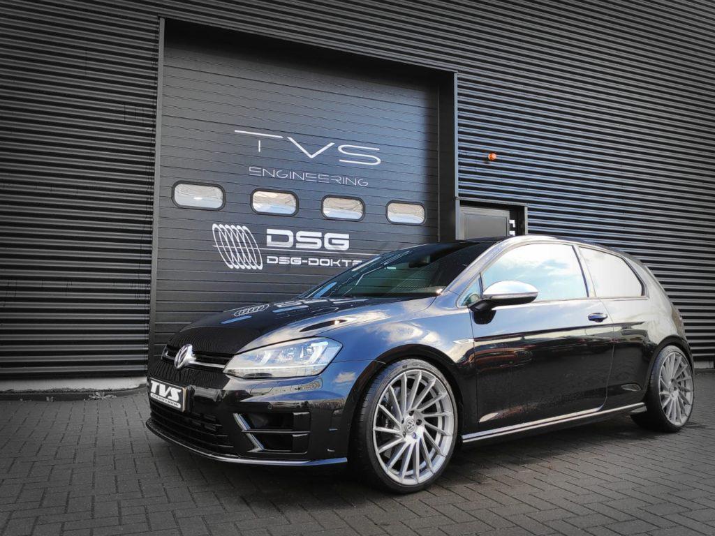 Volkswagen Golf 7R 2.0 TSI (2015) img 0