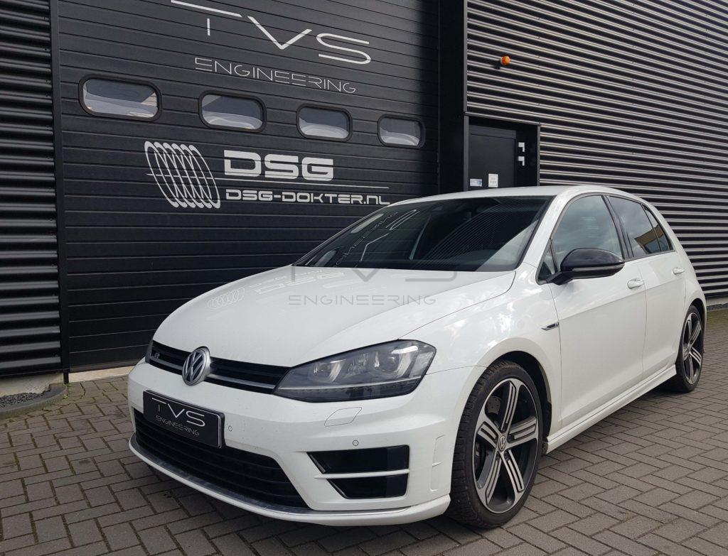 Volkswagen Golf 7R 2.0 TSI (2016) img 0